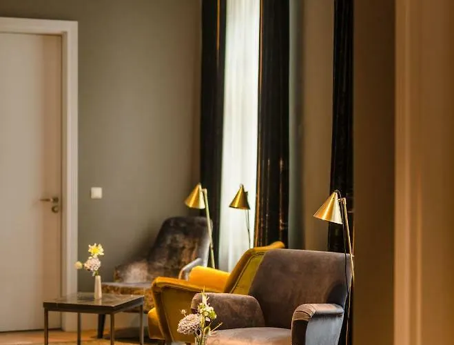 Roosevelt Stadthaus Hotel *
